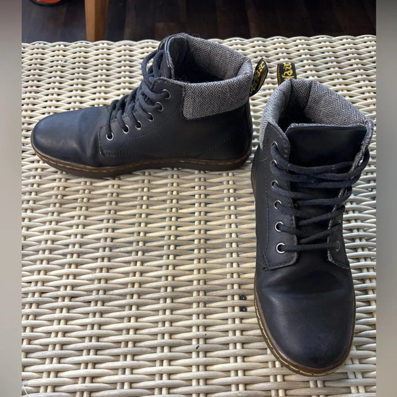 Dr. Martens Maelly Black Leather with Houndstooth High Top Ankle Boots - Picture 1 of 8